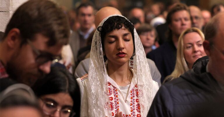 Christians in Israel and the West Bank Plod Through Another Muted Christmas – Palestinians