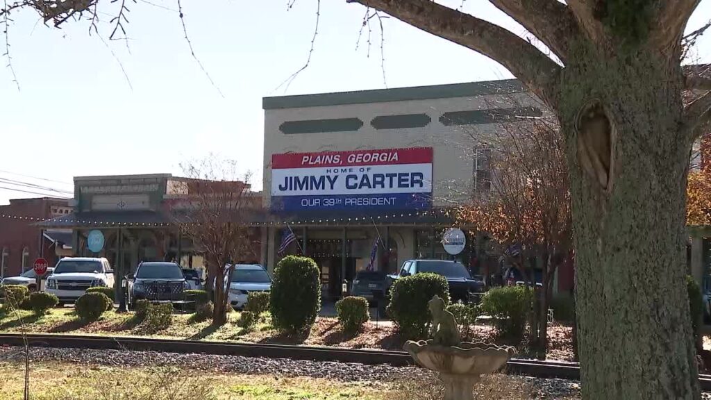 Jimmy Carter’s hometown of Plains opens its arms to mourners