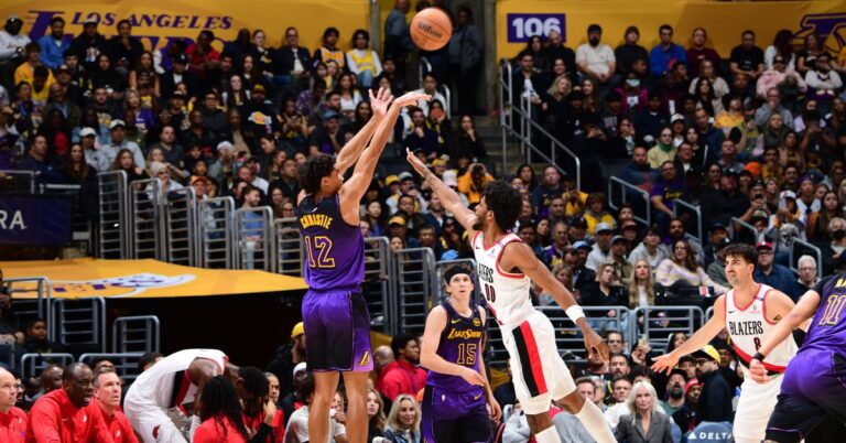 Lakers vs Trail Blazers Final Score: LeBron, Christie power way to win