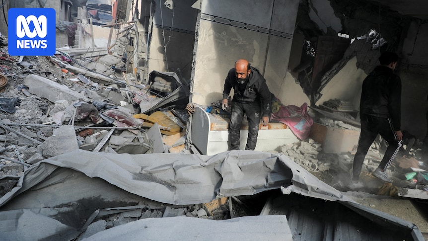 Hamas and Israel wrangle over hostage deal, as strikes intensify in Gaza Hamas and Israel wrangle over hostage deal, as strikes intensify in Gaza