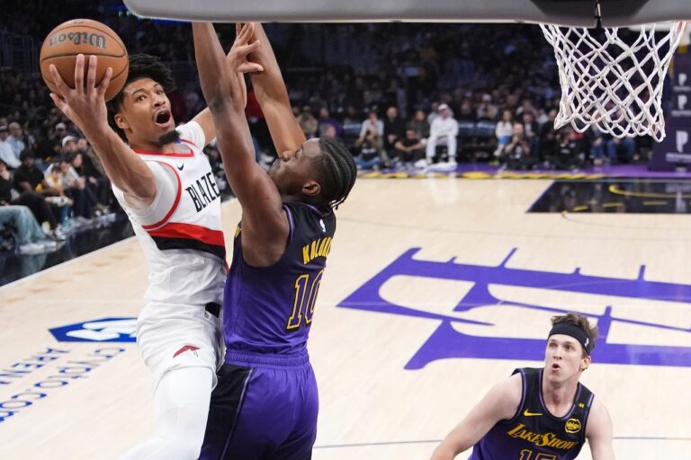 Trail Blazers have no answer for LeBron James in loss at Lakers