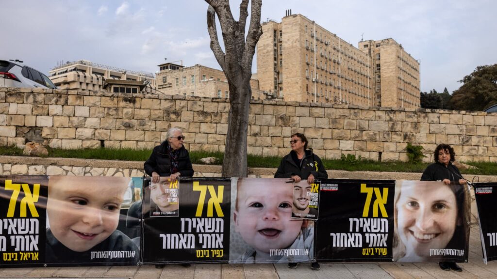 la fin de l’espoir pour la famille Bibas après l’annonce du Hamas ? la fin de l’espoir pour la famille Bibas après l’annonce du Hamas ?