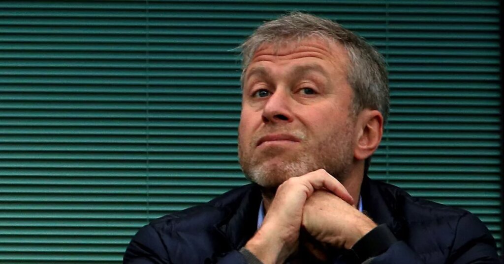 Roman Abramovich leaves Chelsea £96m gift after huge decision confirmed