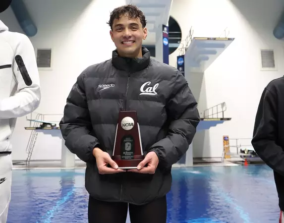 7 Bears Earn All-American Honors