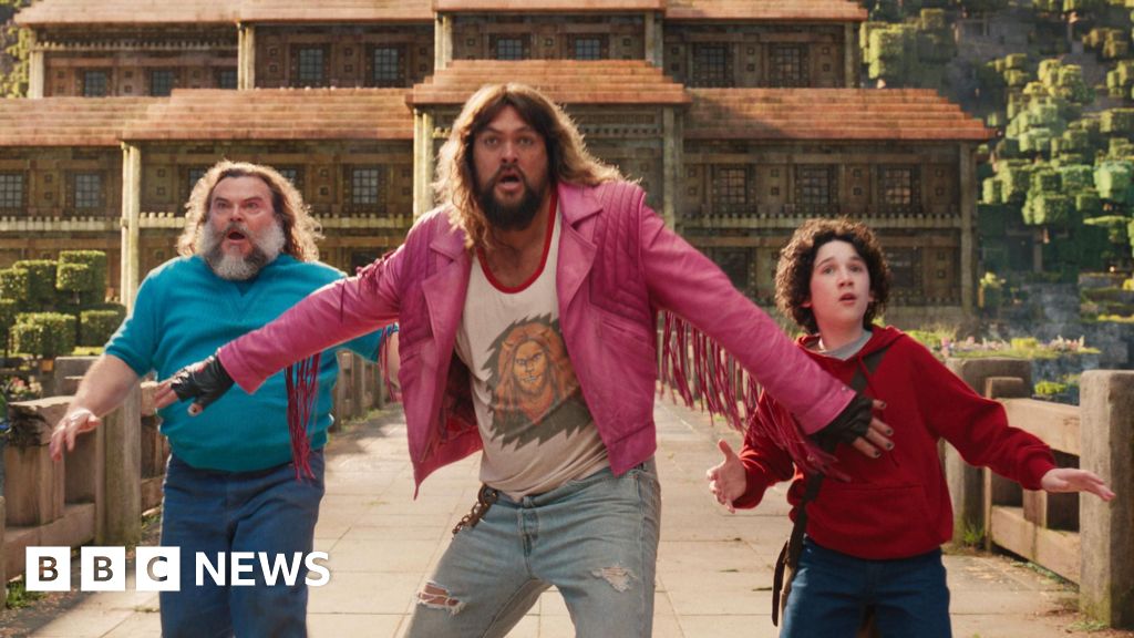 A Minecraft Movie screenings spark raucous reactions among fans A Minecraft Movie screenings spark raucous reactions among fans