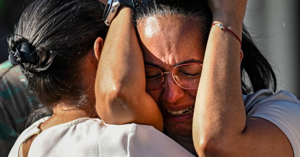 Hopes of finding survivors in Dominican Republic club roof collapse fade as death toll rises to 218 Hopes of finding survivors in Dominican Republic club roof collapse fade as death toll rises to 218