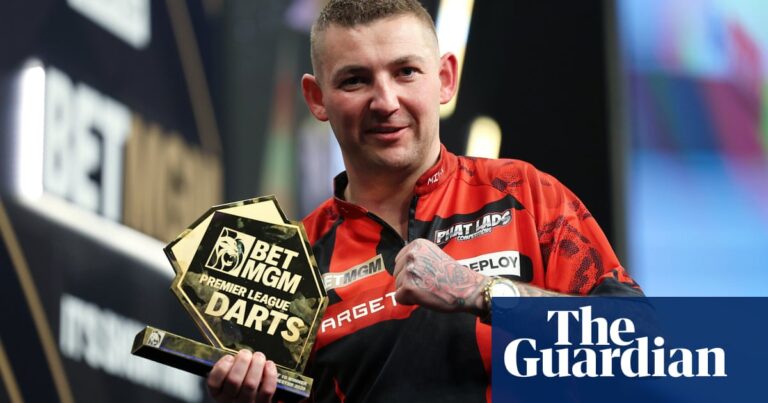 Nathan Aspinall fights back for home Premier League win over Humphries | Darts