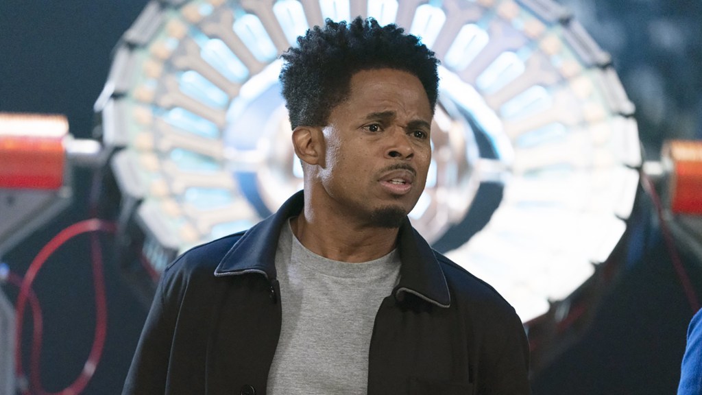 ‘Power Ranger’ Alum On Writer Calling Black Ranger Casting “Mistake” ‘Power Ranger’ Alum On Writer Calling Black Ranger Casting “Mistake”
