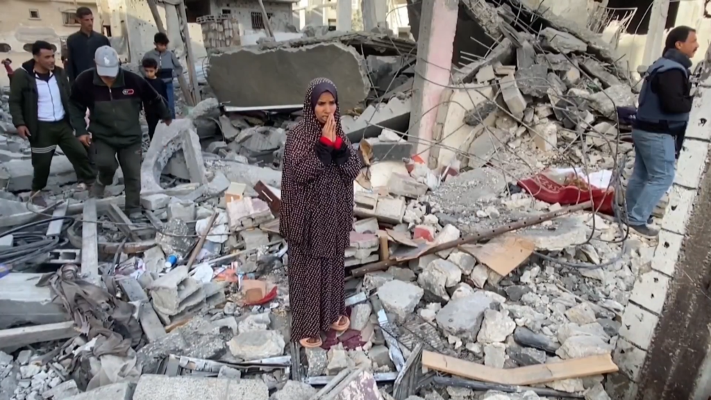 Israel steps up offensive in Gaza aiming to seize ‘large areas’ – Channel 4 News