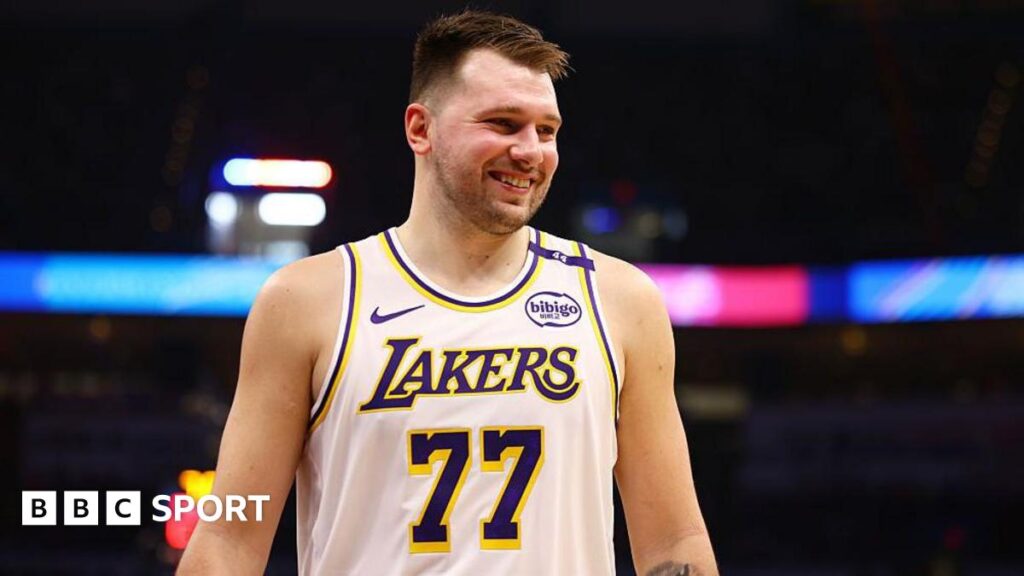 Luka Doncic hits 30 points as LA Lakers beat Oklahoma City Thunder Luka Doncic hits 30 points as LA Lakers beat Oklahoma City Thunder