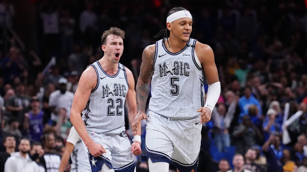 Nightly Pulse: NBA news & highlights from April 15 Nightly Pulse: NBA news & highlights from April 15